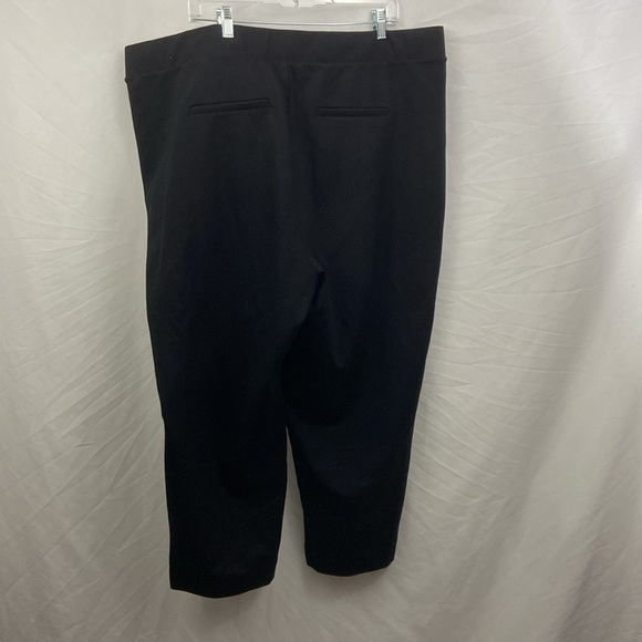 Torrid Plus Size Pants Size 4X, 4R, 4 26 Black NWT Women’s - Picture 10 of 12